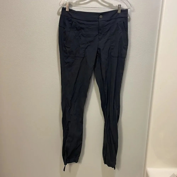 Athleta gray woman’s workout pants - Picture 2 of 11